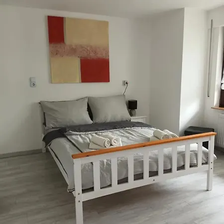 Zum Rosenhuegel 헬렌탈