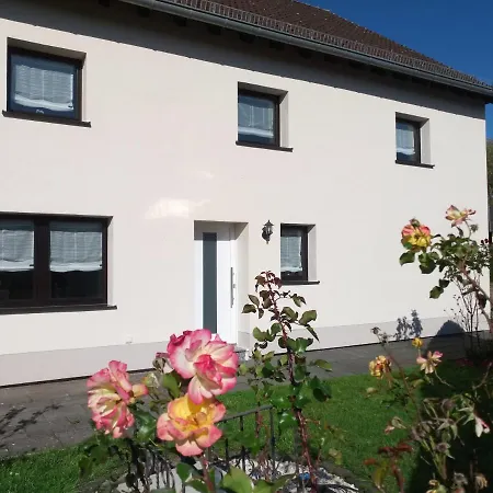 Holiday home Zum Rosenhuegel