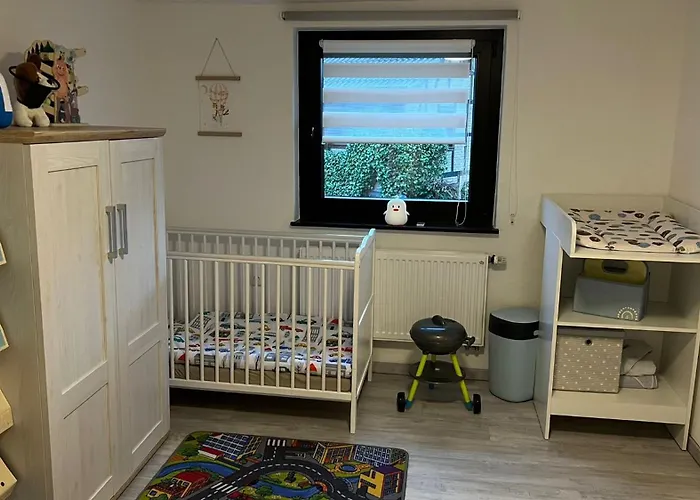 Zum Rosenhuegel بيت للعطل *