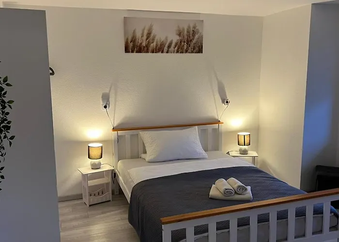 Zum Rosenhuegel هيلينثال